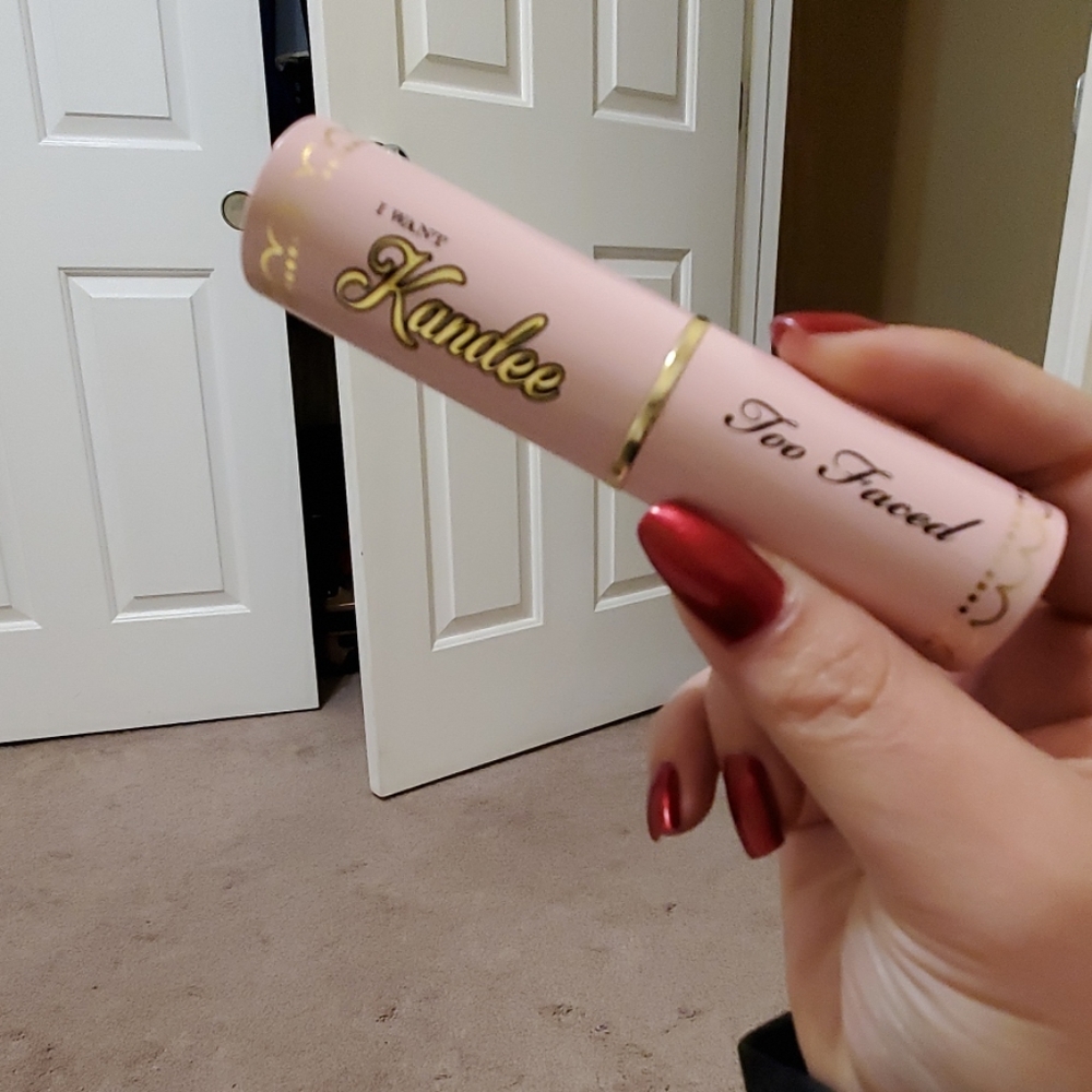 Too Faced I Want Kandee Highlighter